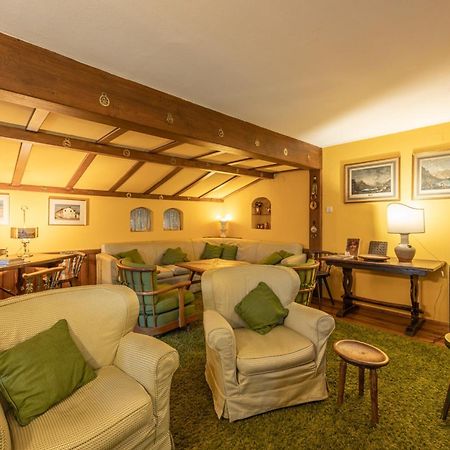 Casa Ca Dei Fiori A Due Passi Dal Centro Di Cortina Leilighet Cortina dʼAmpezzo Eksteriør bilde