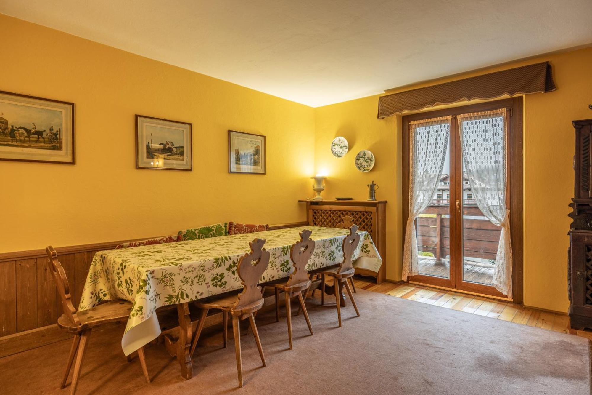 Casa Ca Dei Fiori A Due Passi Dal Centro Di Cortina Leilighet Cortina dʼAmpezzo Eksteriør bilde